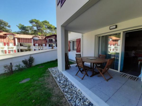 Appartement de standing avec jardin privatif, proche du lac et du centre, parking inclus - FR-1-239-583